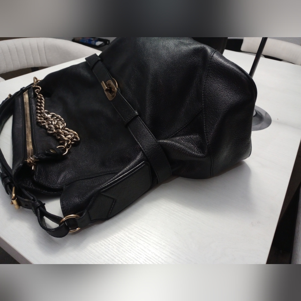 Burberry bags - Picture 7 of 15